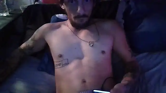 Snapshot of longdme33 chatting on November 2025 07:05:01 PM longdme33 online show from November 2025 07:05:01 PM