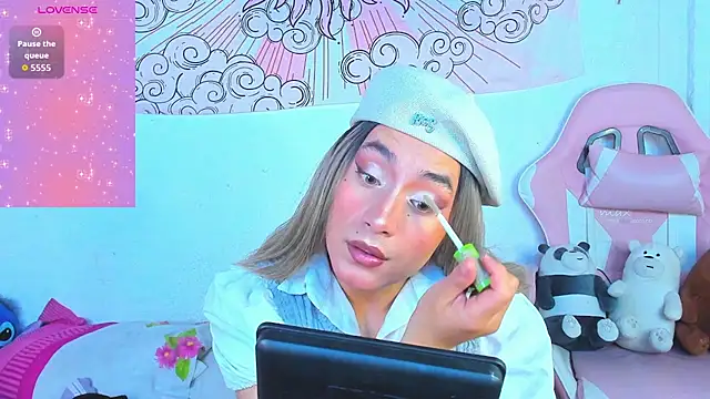 brihanna cooper online show from April 2026 02:08:01 PM