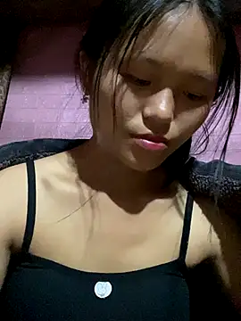 milo bae online show from November 2025 05:02:02 AM