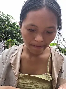 milo bae online show from December 2025 01:25:02 AM