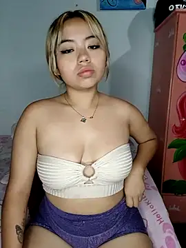 Emily  Hott online show from September 2025 03:30:02 AM