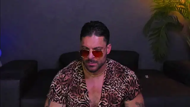 dennis cox1 online show from November 2025 02:27:02 PM