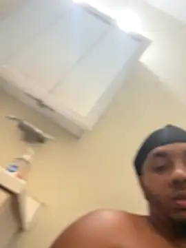 Kingstrokezxx online show from November 2025 02:45:01 AM