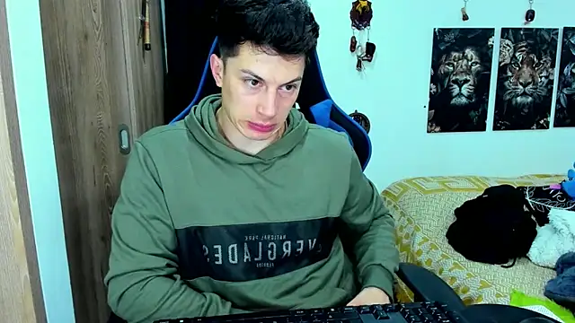 Snapshot of javiersexymann chatting on December 2024 10:55:02 PM javiersexymann online show from December 2024 10:55:02 PM