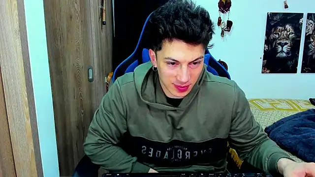 Snapshot of javiersexymann chatting on December 2024 03:51:01 AM javiersexymann online show from December 2024 03:51:01 AM