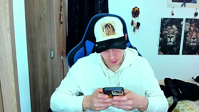 Snapshot of javiersexymann chatting on December 2024 05:33:01 PM javiersexymann online show from December 2024 05:33:01 PM