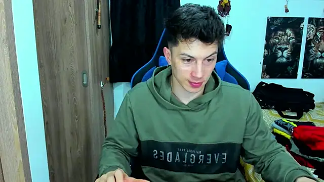 Snapshot of javiersexymann chatting on December 2024 01:50:01 AM javiersexymann online show from December 2024 01:50:01 AM