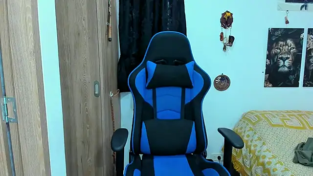 Snapshot of javiersexymann chatting on December 2024 08:37:01 PM javiersexymann online show from December 2024 08:37:01 PM