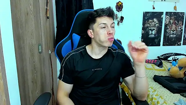 Snapshot of javiersexymann chatting on December 2024 04:04:01 PM javiersexymann online show from December 2024 04:04:01 PM