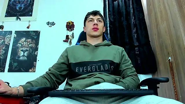 Snapshot of javiersexymann chatting on March 2025 06:26:02 PM javiersexymann online show from March 2025 06:26:02 PM