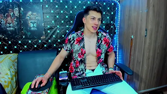 Snapshot of javiersexymann chatting on September 2025 02:06:01 AM javiersexymann online show from September 2025 02:06:01 AM