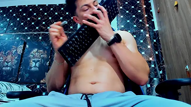 javiersexymann online show from February 2026 07:43:01 PM