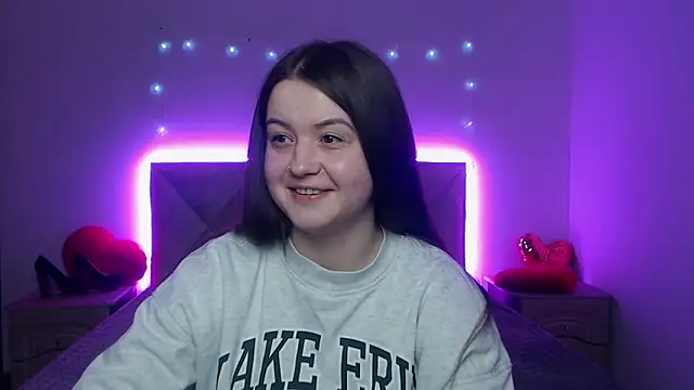 MavkaCute online show from February 2026 07:07:01 PM