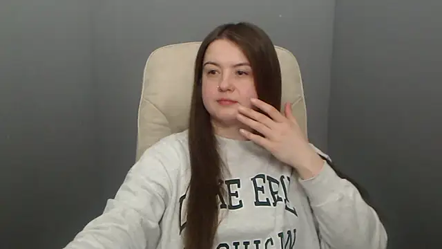 MavkaCute online show from February 2026 07:04:01 PM