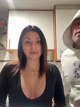 Snapshot of NoeliaGarcia17 chatting on January 2026 11:39:02 PM NoeliaGarcia17 online show from January 2026 11:39:02 PM