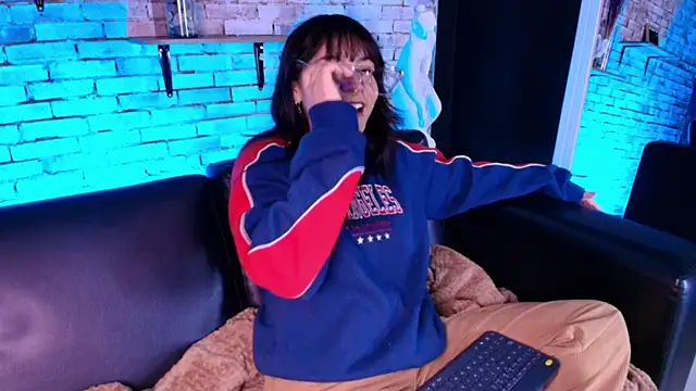 Snapshot of kitty_malach chatting on December 2025 03:13:01 AM kitty malach online show from December 2025 03:13:01 AM