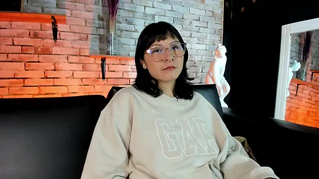 Snapshot of kitty_malach chatting on January 2026 02:58:02 AM kitty malach online show from January 2026 02:58:02 AM