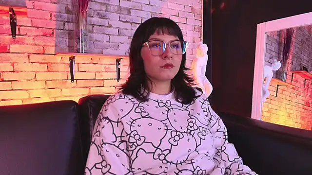 Snapshot of kitty_malach chatting on January 2026 02:58:01 AM kitty malach online show from January 2026 02:58:01 AM