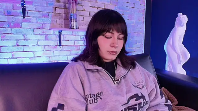 Snapshot of kitty_malach chatting on February 2026 03:35:02 AM kitty malach online show from February 2026 03:35:02 AM