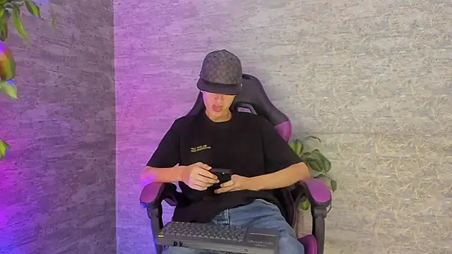 ArthurCox online show from October 2025 05:32:02 PM