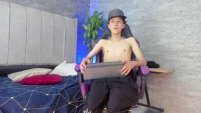 ArthurCox online show from October 2025 05:24:01 PM