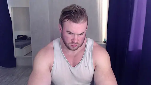 Snapshot of ThorHemsworthRU chatting on February 2025 05:20:01 AM ThorHemsworthRU online show from February 2025 05:20:01 AM