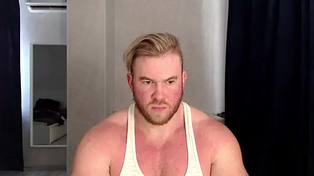 Snapshot of ThorHemsworthRU chatting on February 2025 01:08:02 PM ThorHemsworthRU online show from February 2025 01:08:02 PM