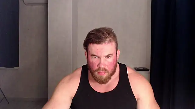 Snapshot of ThorHemsworthRU chatting on October 2025 04:20:02 PM ThorHemsworthRU online show from October 2025 04:20:02 PM