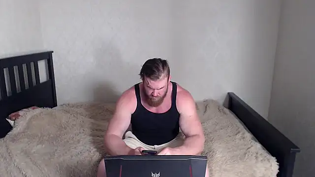 Snapshot of ThorHemsworthRU chatting on June 2026 10:43:02 AM ThorHemsworthRU online show from June 2026 10:43:02 AM