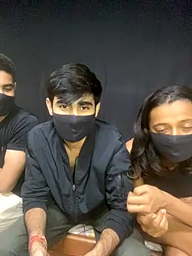 Snapshot of Joy_Love_Roxie chatting on October 2025 06:31:02 PM Joy Love Roxie online show from October 2025 06:31:02 PM