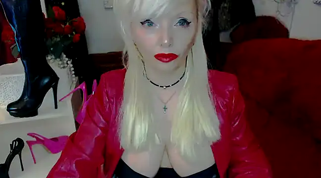 Snapshot of FURclubFETISH chatting on December 2024 10:02:02 PM FURclubFETISH online show from December 2024 10:02:02 PM