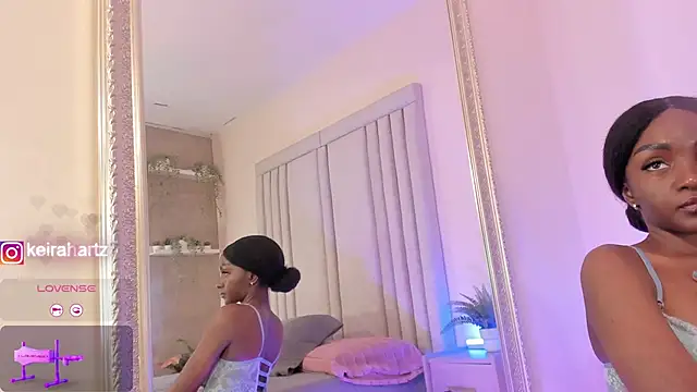 Keirahartz online show from March 2026 12:00:02 PM