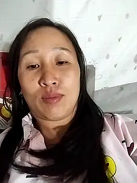 cute love00 online show from February 2026 11:50:01 AM