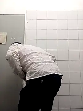 Snapshot of AssHotBoytwink chatting on November 2025 10:29:02 PM AssHotBoytwink online show from November 2025 10:29:02 PM