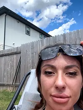 bbgurlnickii online show from September 2025 06:22:02 PM