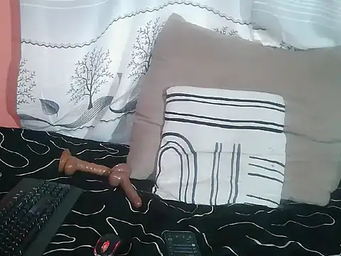 Snapshot of MatureGoddess_ chatting on November 2025 01:55:02 PM MatureGoddess online show from November 2025 01:55:02 PM