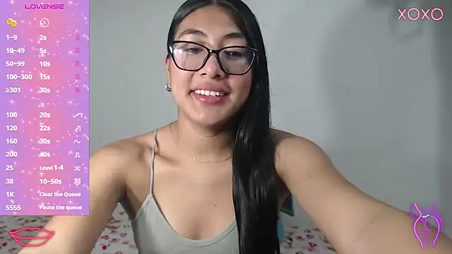 Allison 19   online show from October 2025 10:03:01 AM