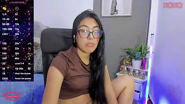 Allison 19   online show from November 2025 02:23:02 AM