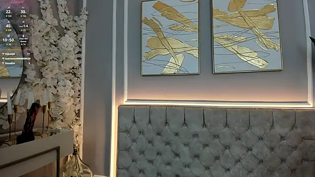 ellette   online show from September 2025 07:13:02 PM