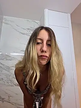 PetiteSecrets online show from September 2025 07:53:01 AM