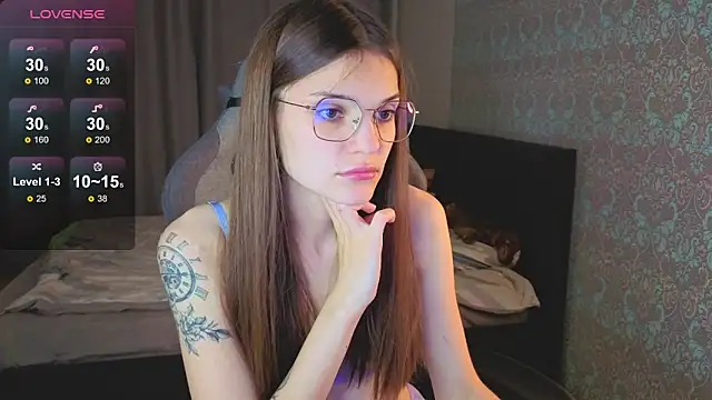 Snapshot of magic_shy_ chatting on September 2025 03:33:01 PM magic shy online show from September 2025 03:33:01 PM