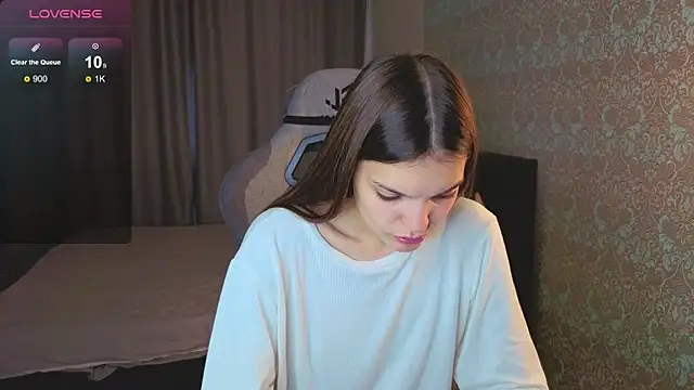 Snapshot of magic_shy_ chatting on September 2025 01:29:02 AM magic shy online show from September 2025 01:29:02 AM