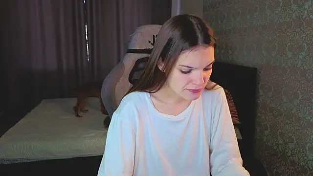 Snapshot of magic_shy_ chatting on September 2025 01:32:02 AM magic shy online show from September 2025 01:32:02 AM