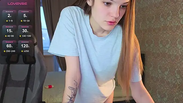 Snapshot of magic_shy_ chatting on October 2025 01:24:01 AM magic shy online show from October 2025 01:24:01 AM