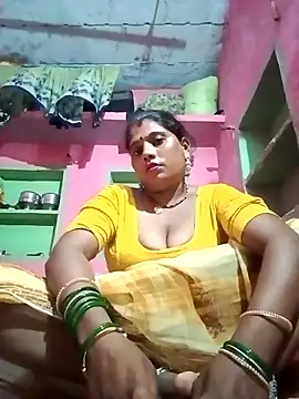 Snapshot of sanjna_sharmaa chatting on September 2025 03:12:01 PM sanjna sharmaa online show from September 2025 03:12:01 PM