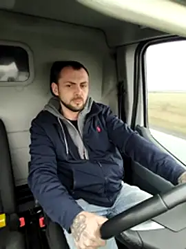 papichulo0099 online show from February 2026 06:39:02 AM