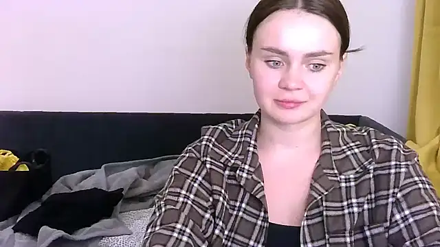 Snapshot of Bonny_Candy chatting on November 2025 11:08:02 PM Bonny Candy online show from November 2025 11:08:02 PM