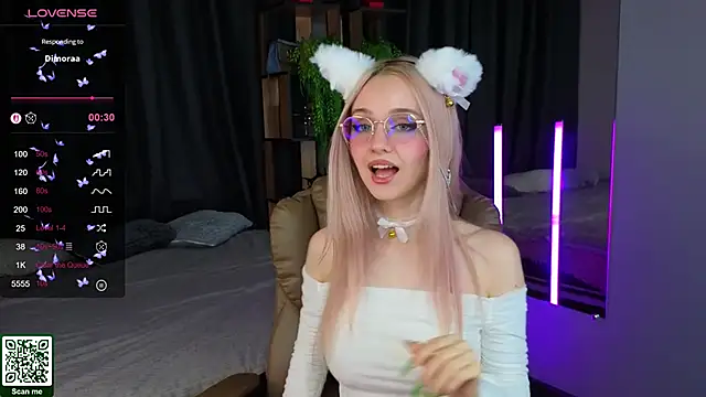 exxxcore  online show from October 2025 12:01:02 PM