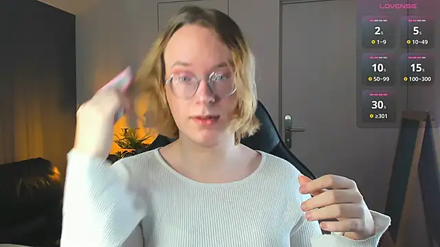 Amanda Butlerr online show from November 2025 07:20:02 AM