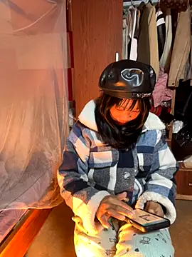 Snapshot of AAANINE22 chatting on October 2025 06:32:01 AM AAANINE22 online show from October 2025 06:32:01 AM